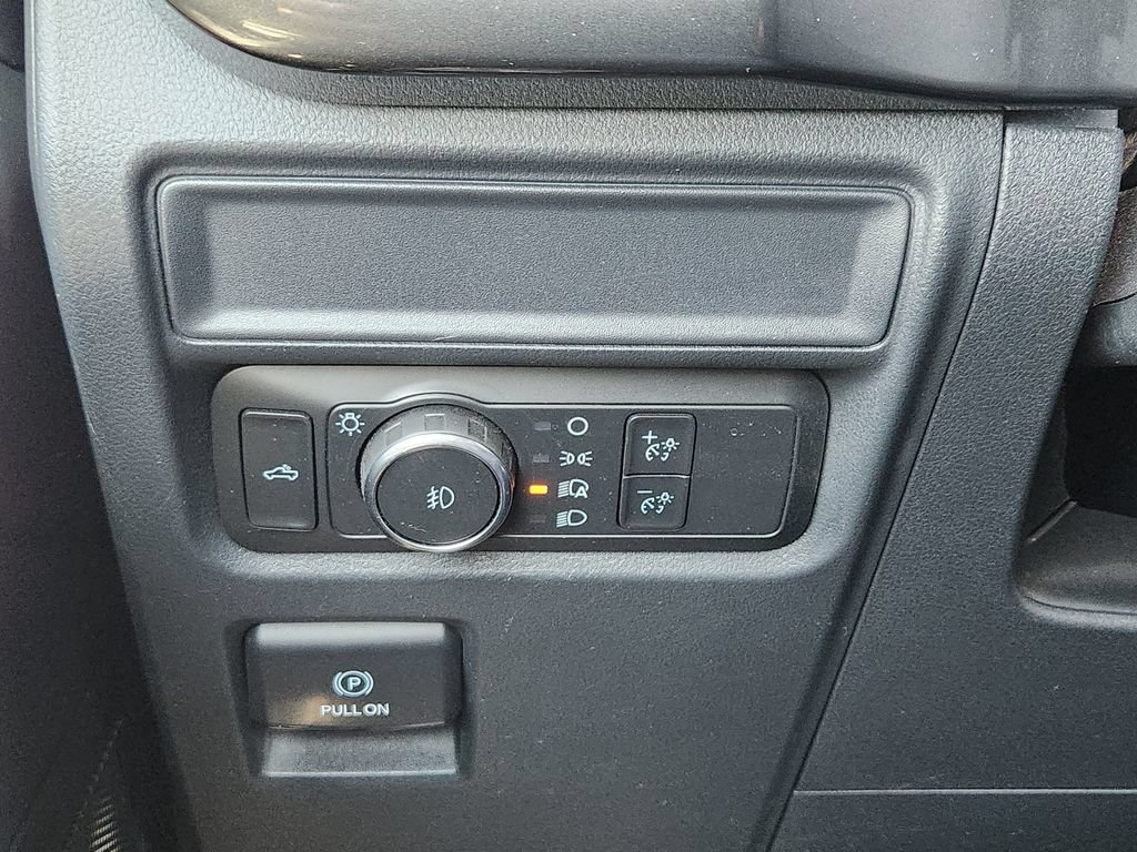 Used 2022 Ford F150 XL w/ STX Appearance Package AWD/4WD image 13