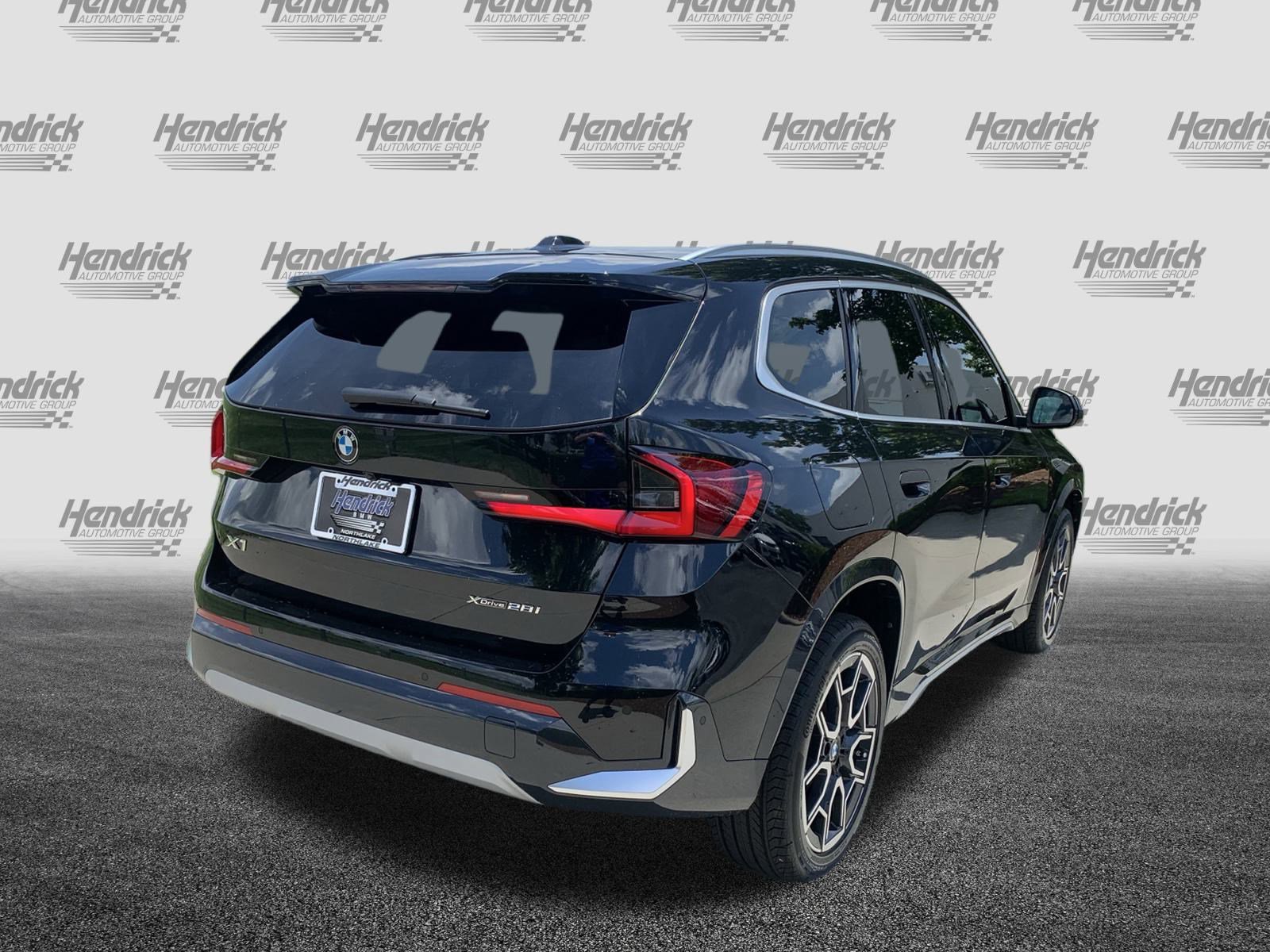 Used 2025 BMW X1 xDrive28i w/ Convenience Package image 9