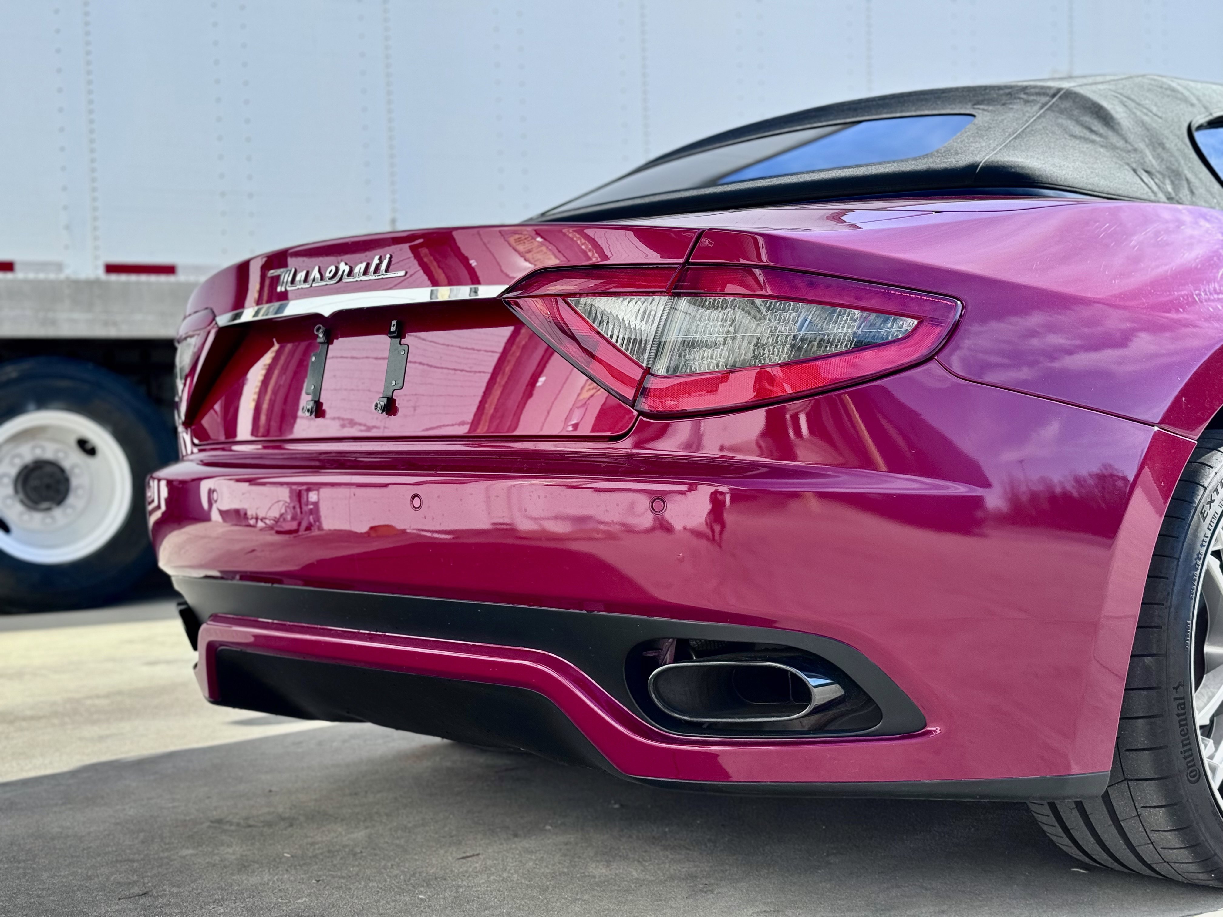 Used 2015 Maserati GranTurismo Sport image 18