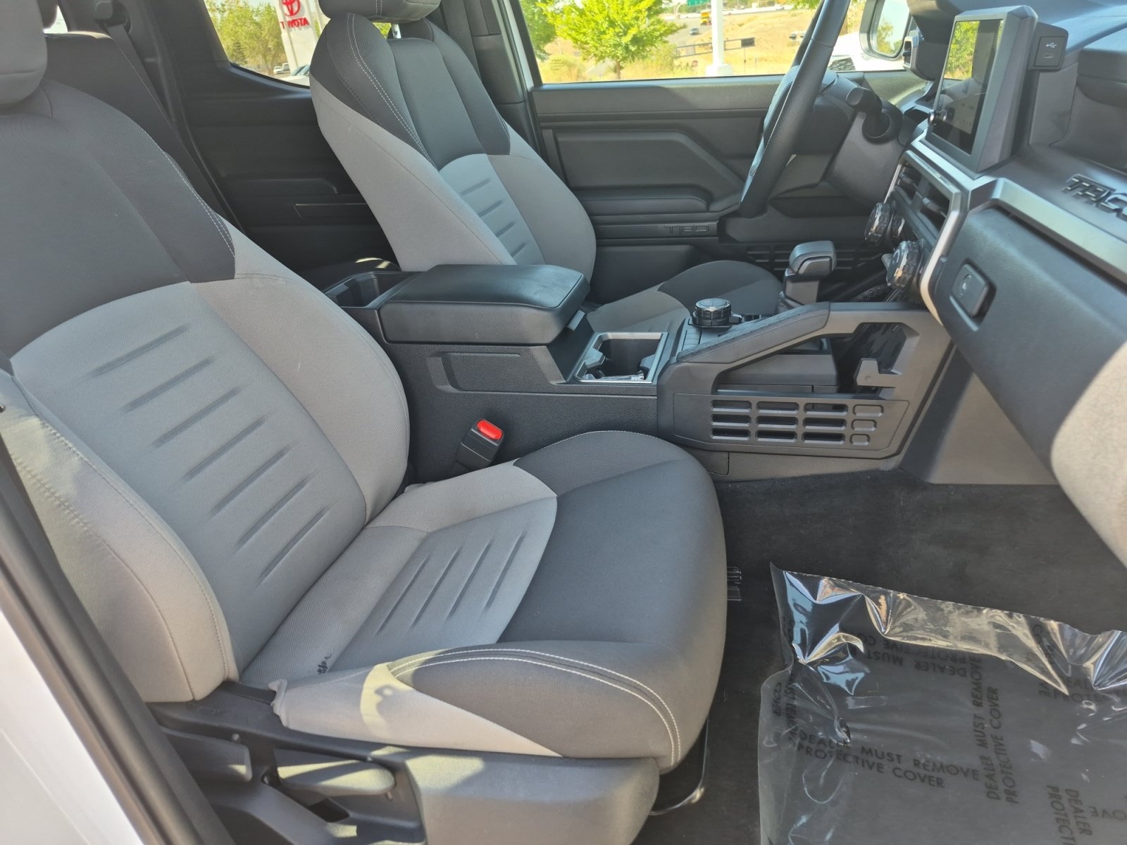 Used 2024 Toyota Tacoma TRD Sport AWD/4WD image 23