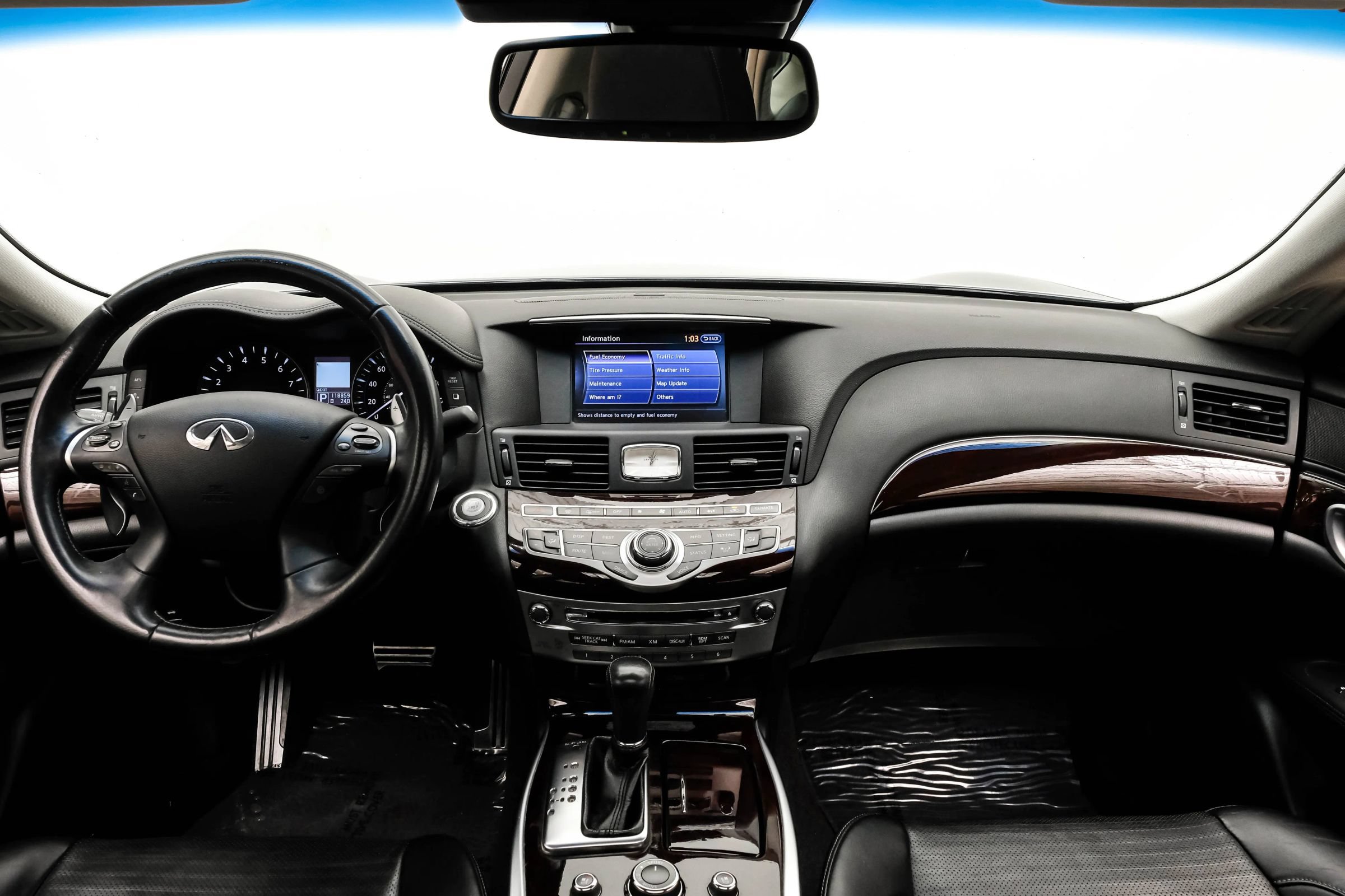 Used 2011 INFINITI M37 w/ Sport Pkg RWD image 14