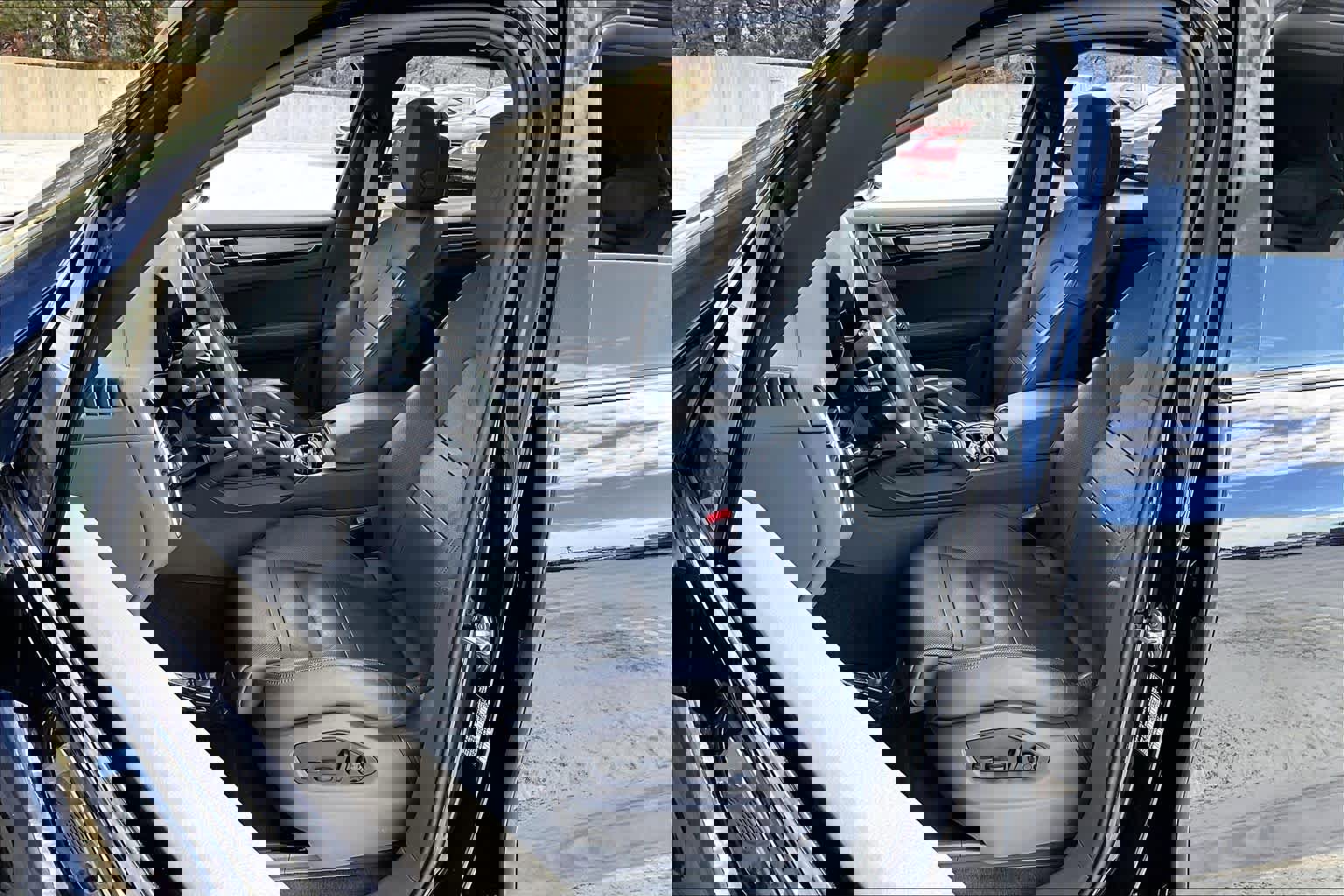 Used 2022 Porsche Cayenne S image 8