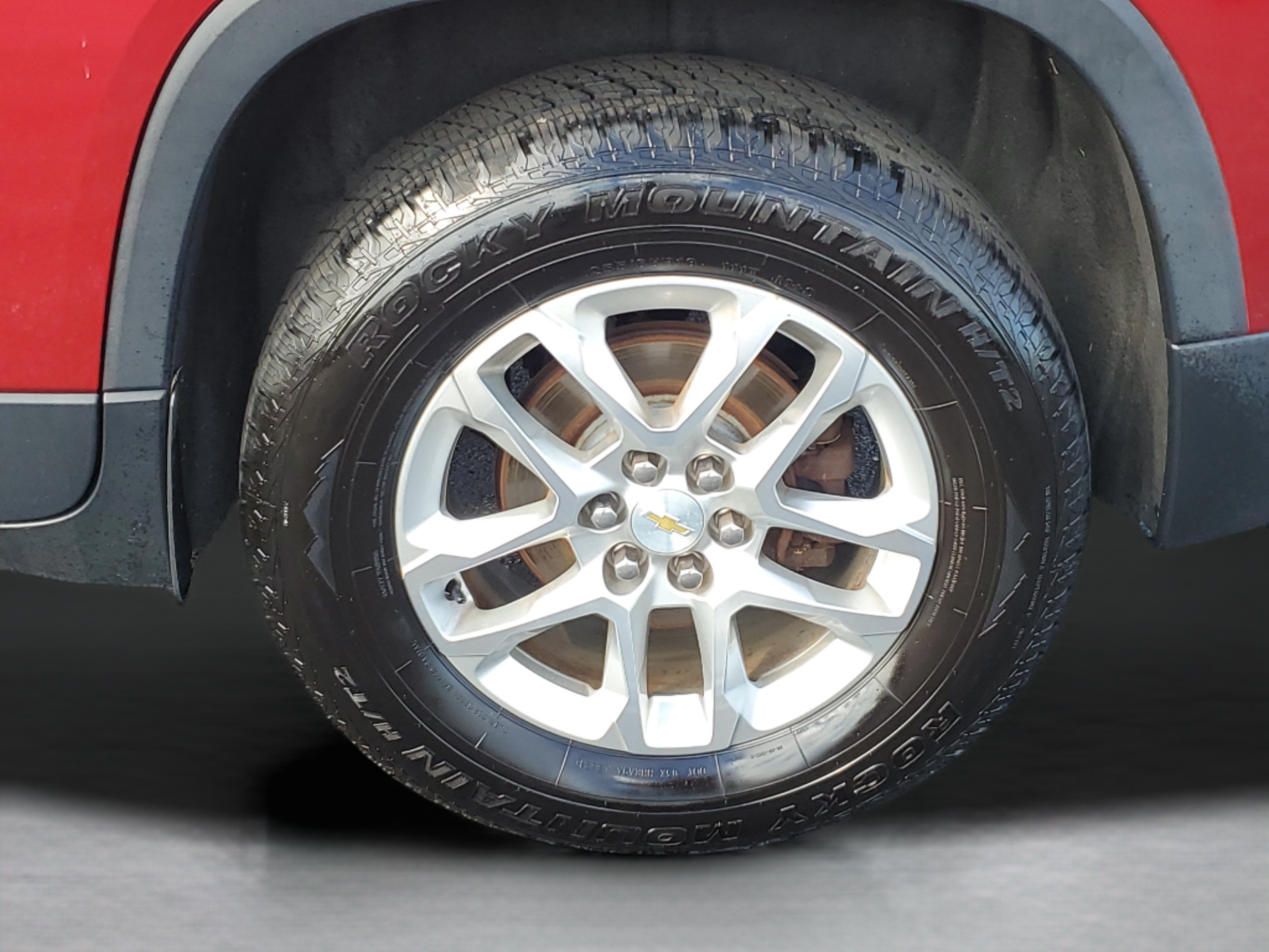 Used 2018 Chevrolet Traverse LT FWD image 32