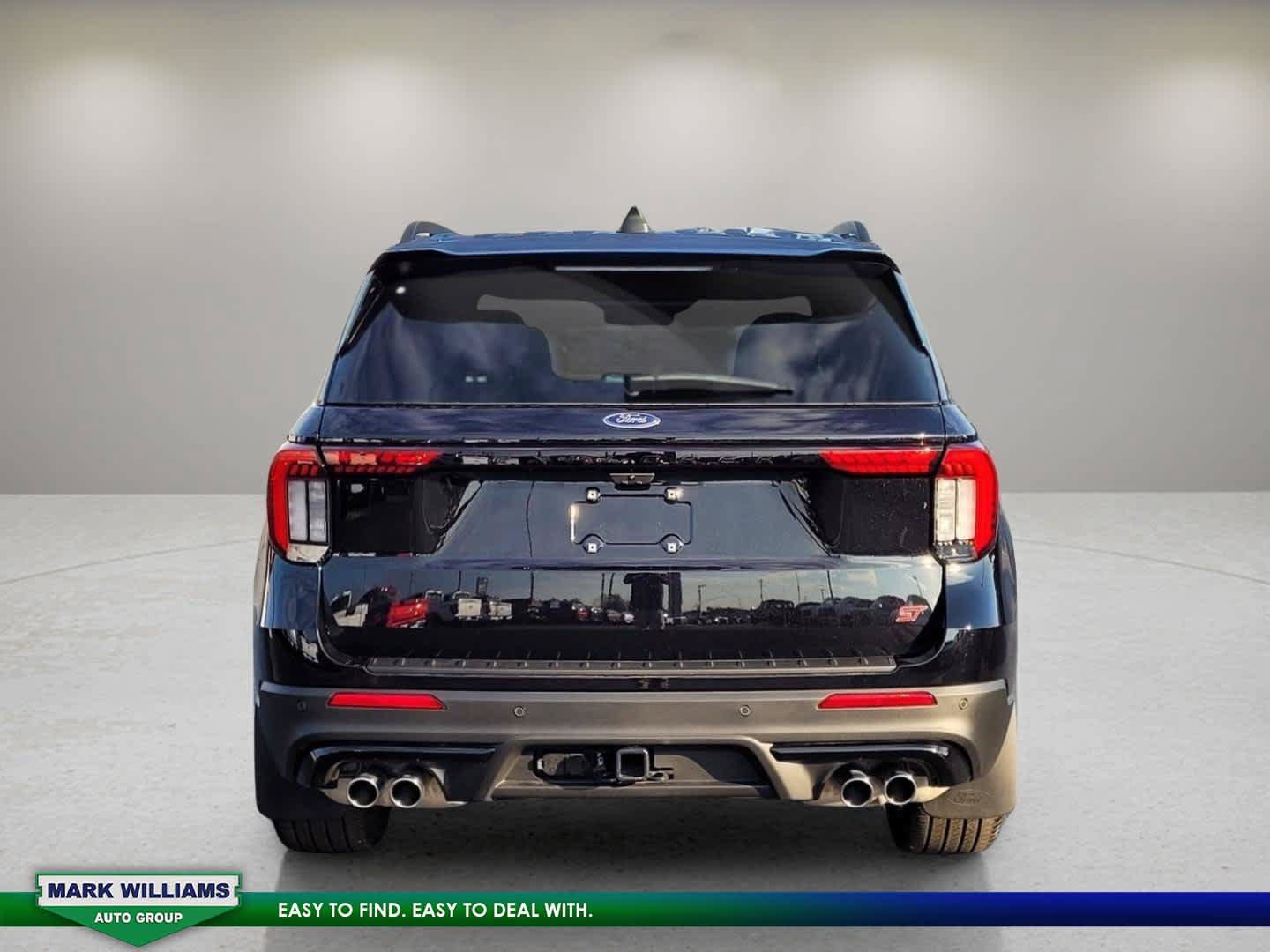 Used 2025 Ford Explorer ST AWD/4WD image 4