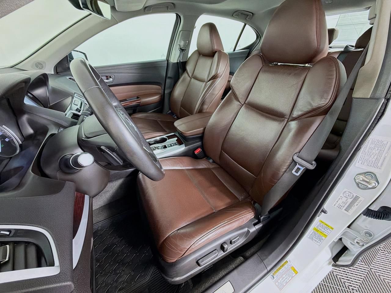 Used 2017 Acura TLX w/ Technology Package AWD/4WD image 30