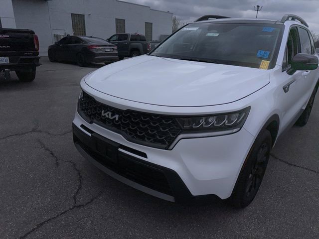 Used 2023 Kia Sorento S w/ Panoramic Sunroof Package image 2