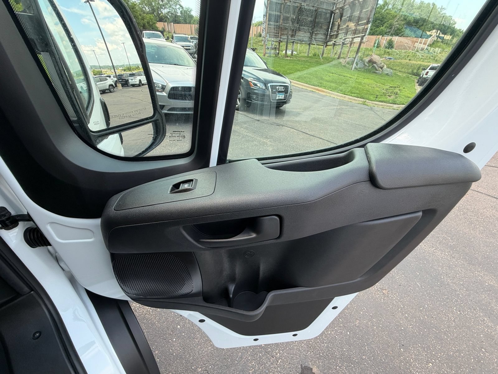 Used 2026 RAM ProMaster 3500 w/ Quick Order Package 22G SLT FWD image 29