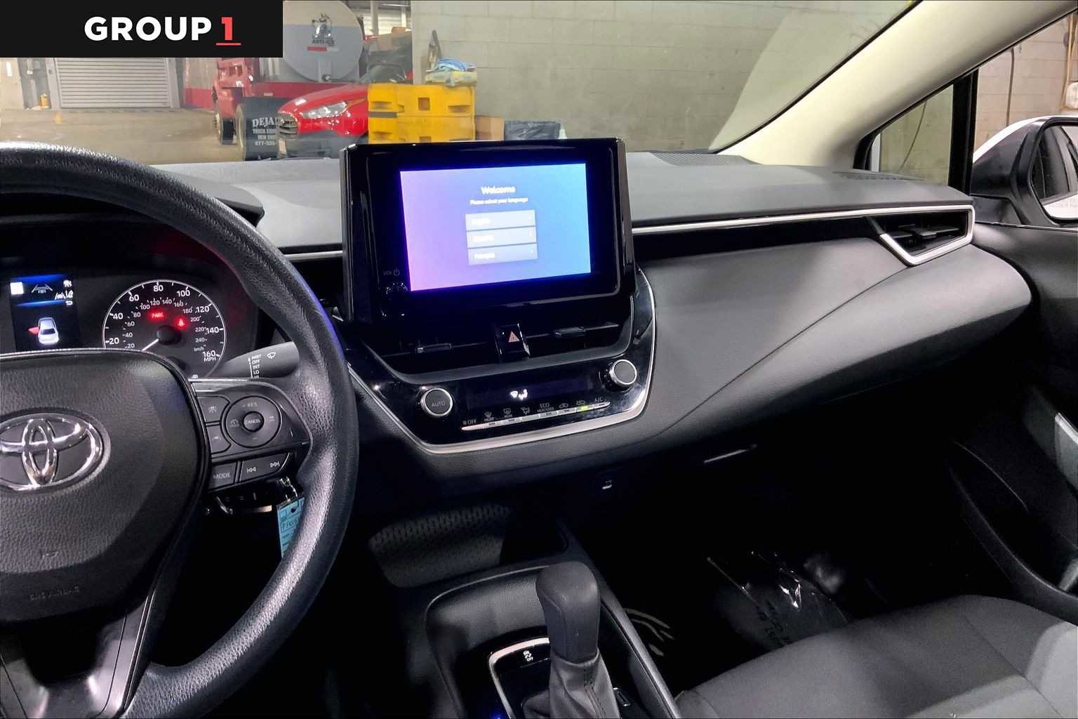 Used 2023 Toyota Corolla LE image 7