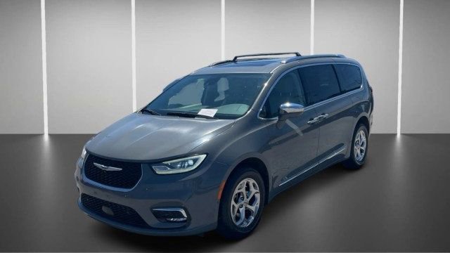 Used 2021 Chrysler Pacifica Limited w/ Premium & Safety Sphere Group AWD/4WD image 12