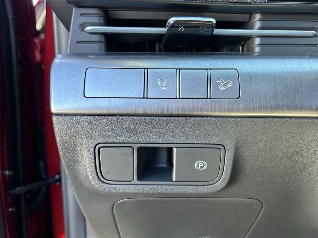 New 2026 Hyundai Kona SEL Premium image 25