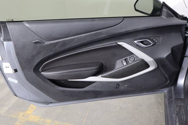 Used 2022 Chevrolet Camaro LT RWD image 19