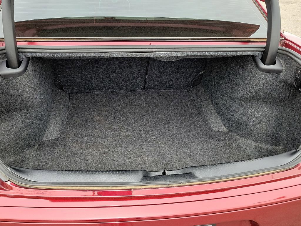 Used 2023 Chrysler 300 Touring L w/ Safetytec Plus Group RWD image 15