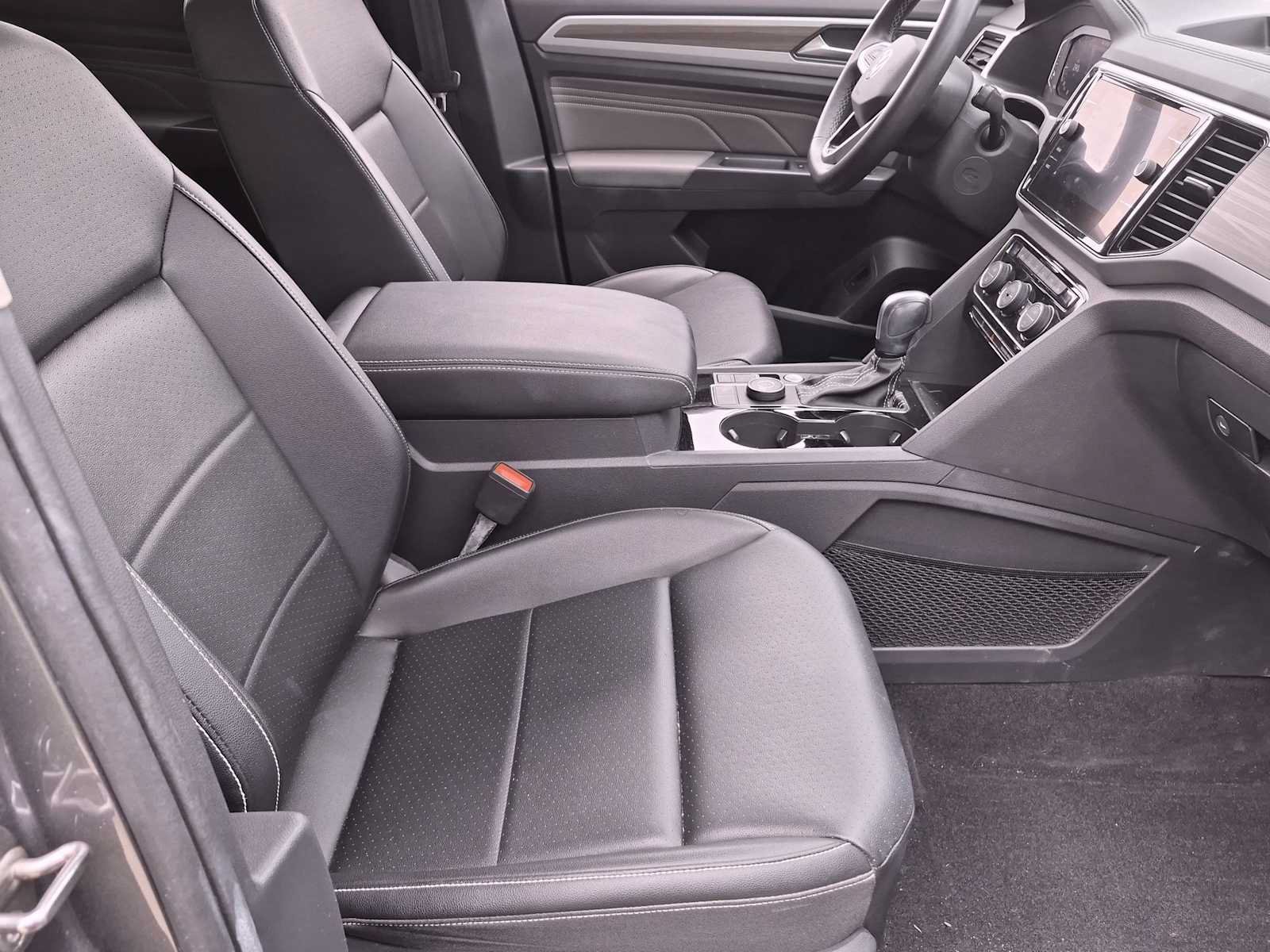 Used 2021 Volkswagen Atlas SEL AWD/4WD image 21