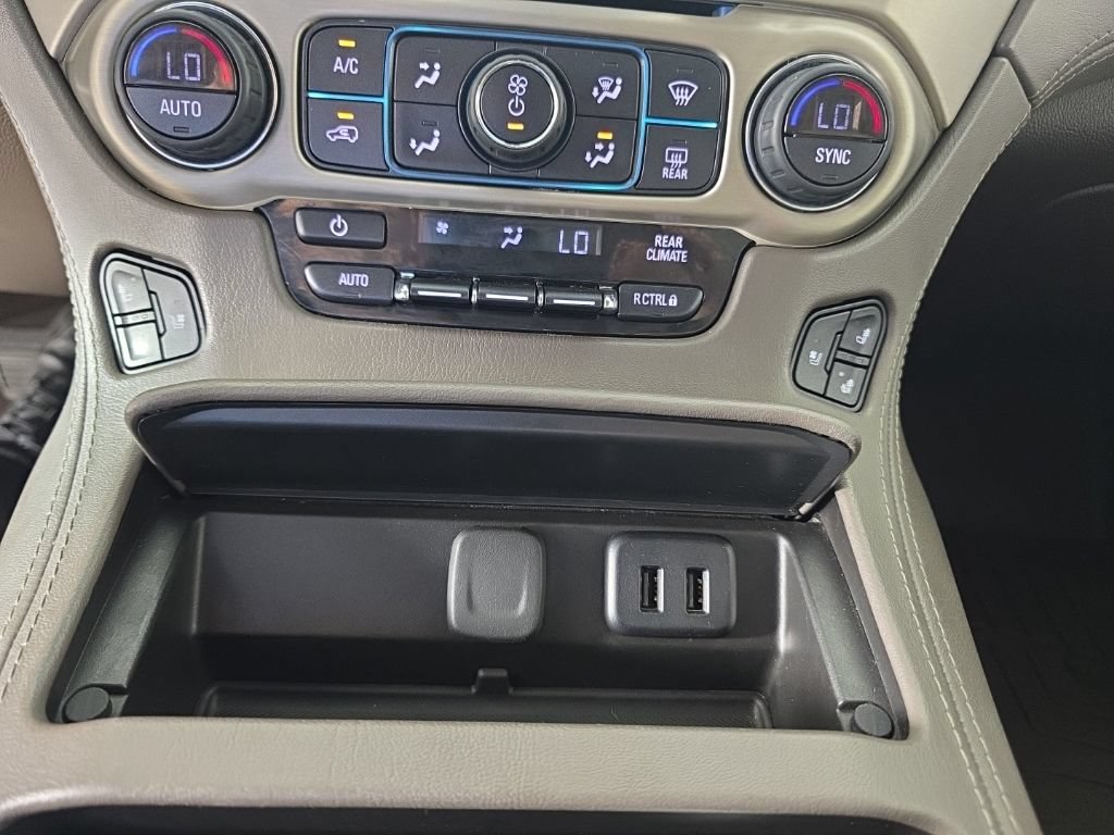 Used 2020 GMC Yukon Denali w/ Denali Premium Package AWD/4WD image 24