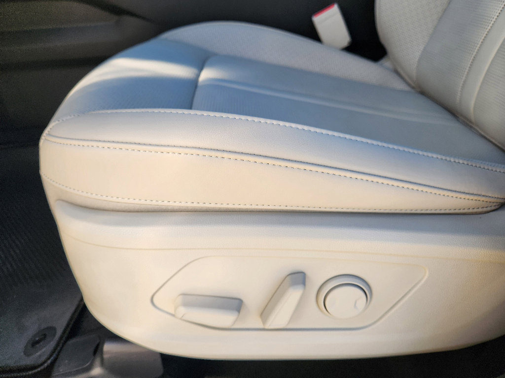 New 2026 Kia Sorento S w/ S Panoramic Sunroof Package image 36