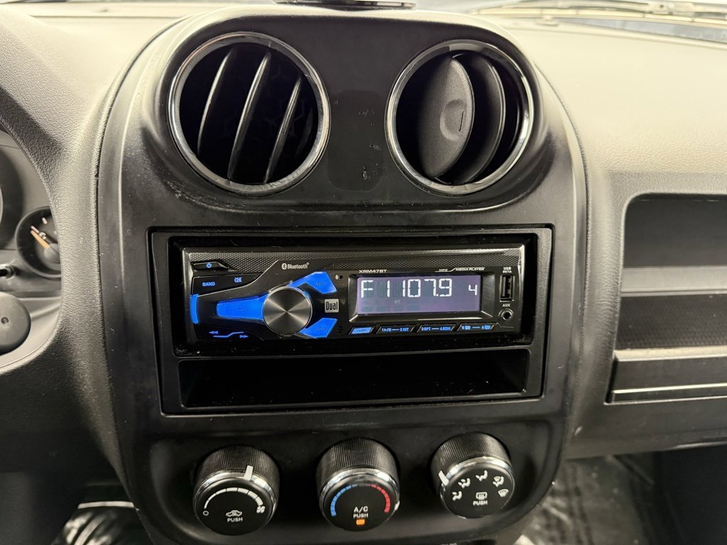 Used 2017 Jeep Patriot Sport w/ Power Value Group image 28