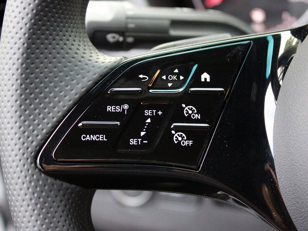 Used 2025 Mercedes-Benz Sprinter 2500 image 14