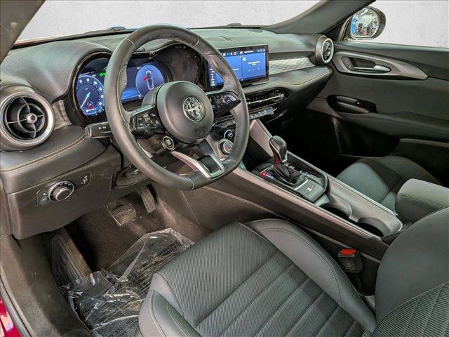 Used 2024 Alfa Romeo Tonale Ti AWD/4WD image 13