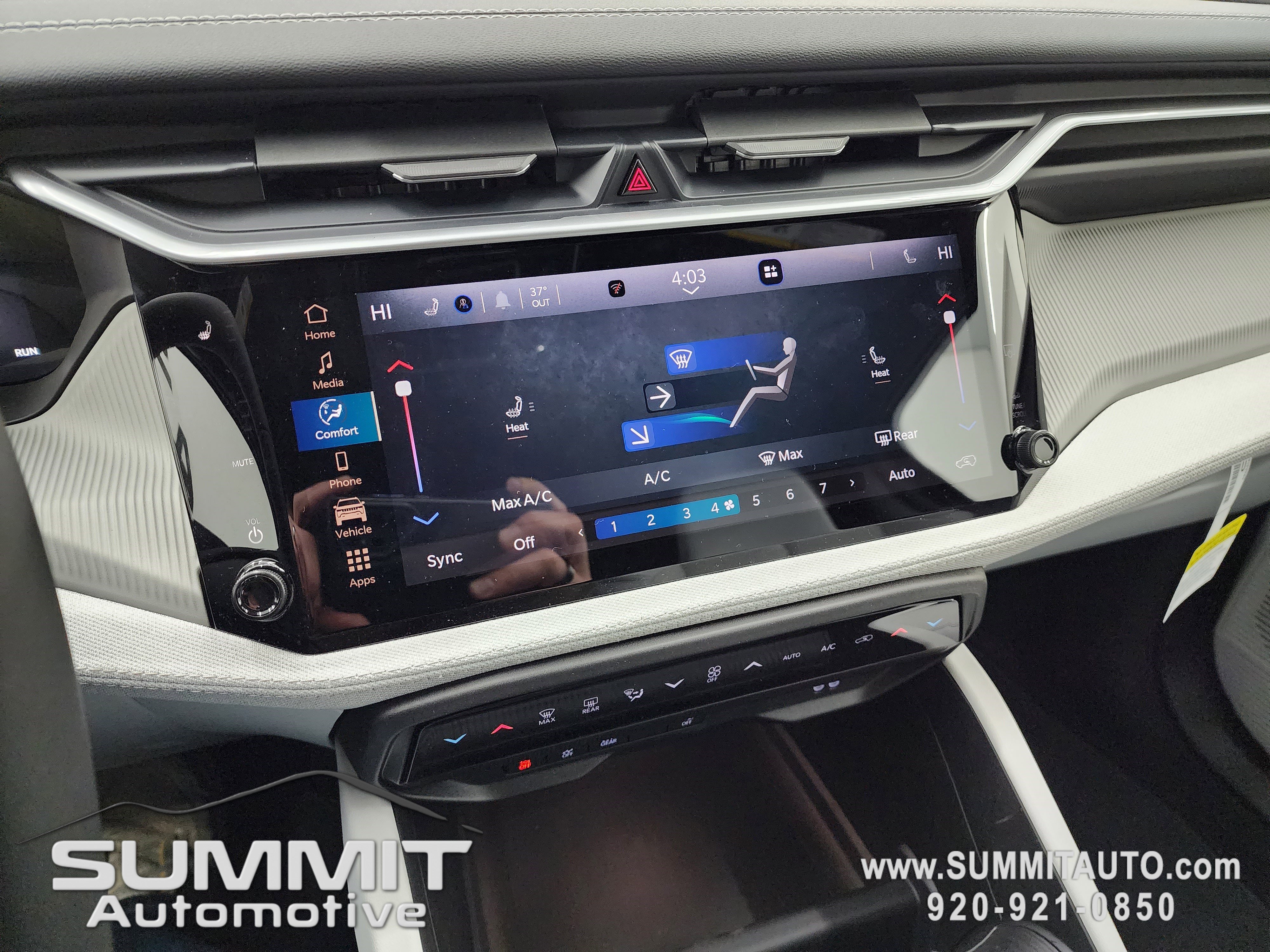 New 2026 Jeep Cherokee Laredo image 11