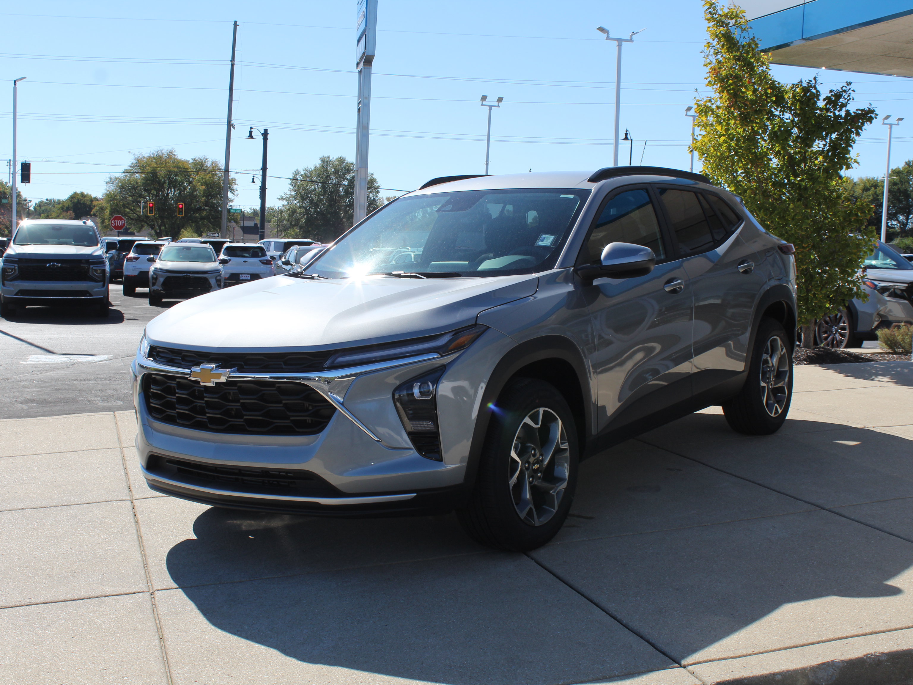 New 2026 Chevrolet Trax LT FWD image 9