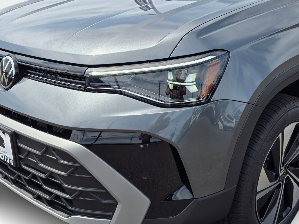 New 2026 Volkswagen Taos SE AWD/4WD image 10