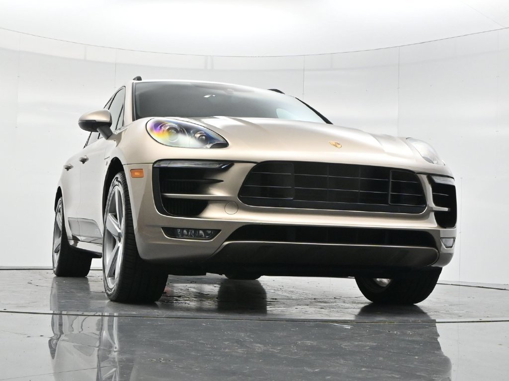 Used 2017 Porsche Macan GTS AWD/4WD image 48