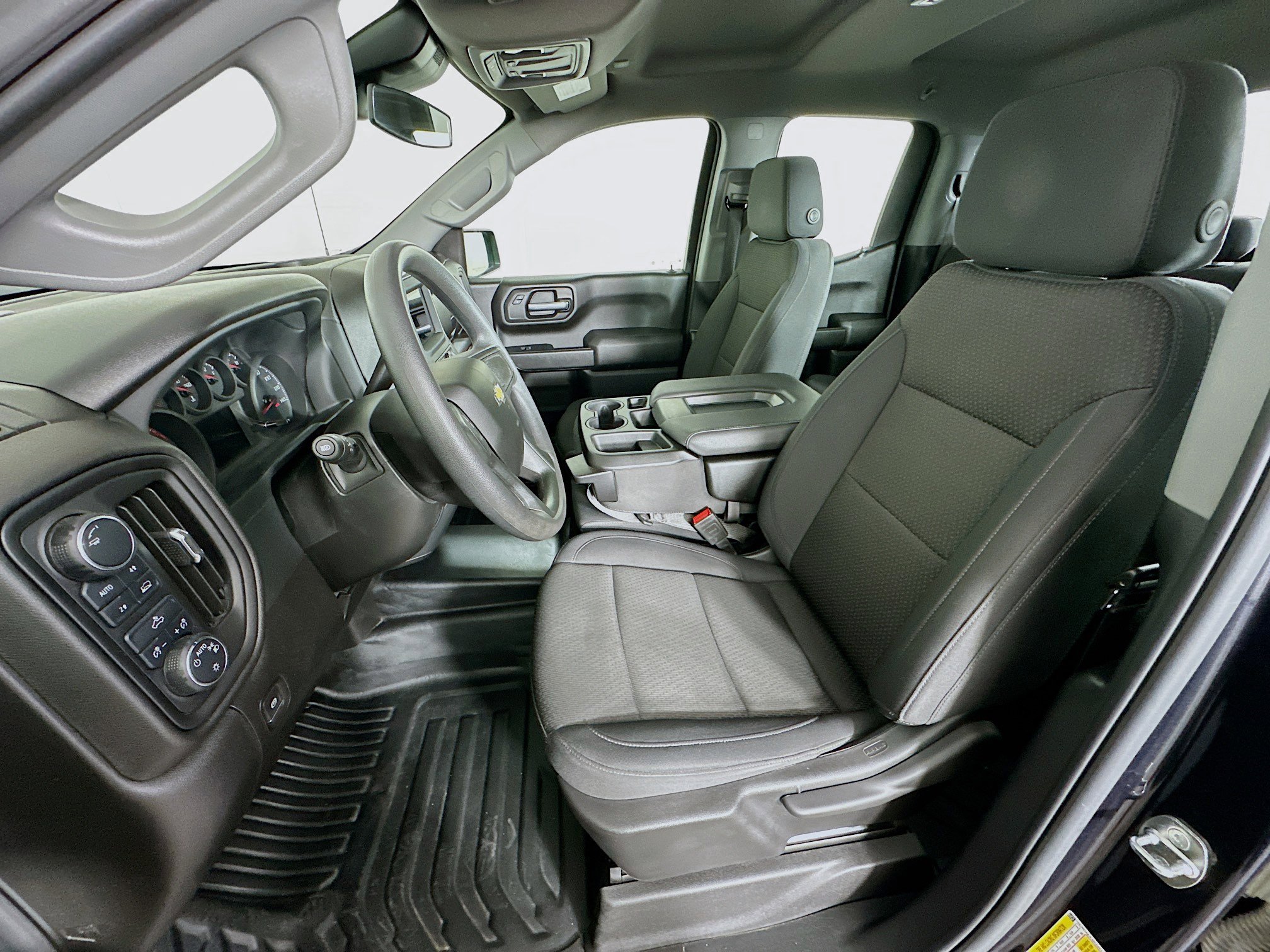 Used 2024 Chevrolet Silverado 1500 W/T image 13