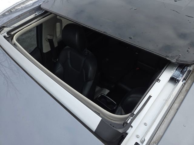 Used 2020 Kia Telluride S w/ S 8 Passenger Seating Package image 13