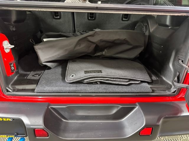 Used 2024 Jeep Wrangler Unlimited w/ Convenience Group image 26