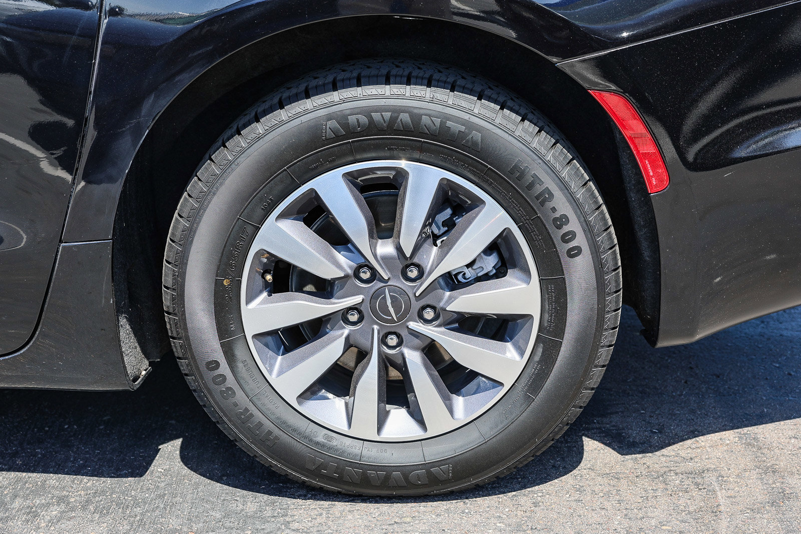 Used 2024 Chrysler Pacifica Select FWD image 28