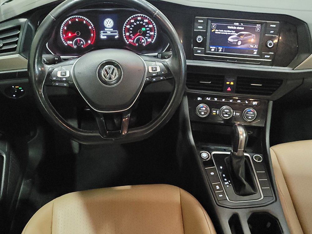 Used 2019 Volkswagen Jetta SE w/ Cold Weather Package FWD image 22