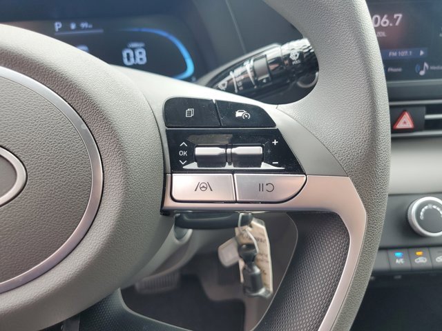 Used 2024 Hyundai Elantra SE image 29