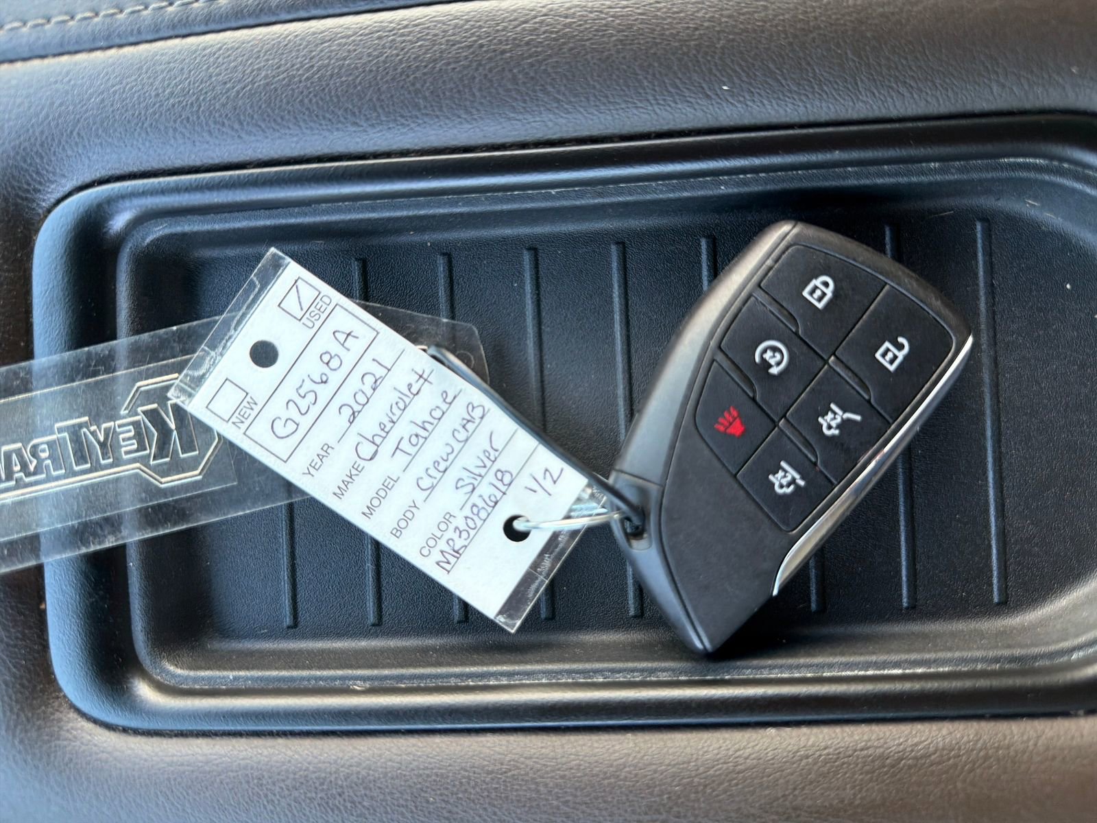 Used 2021 Chevrolet Tahoe LT w/ Luxury Package image 31