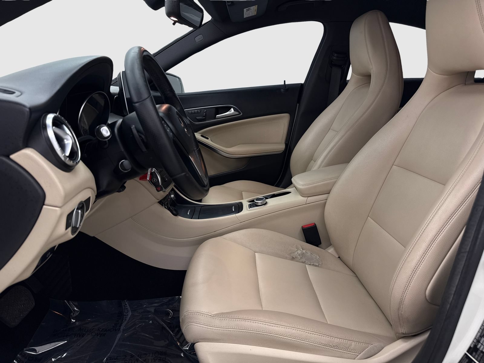 Used 2014 Mercedes-Benz CLA 250 image 17