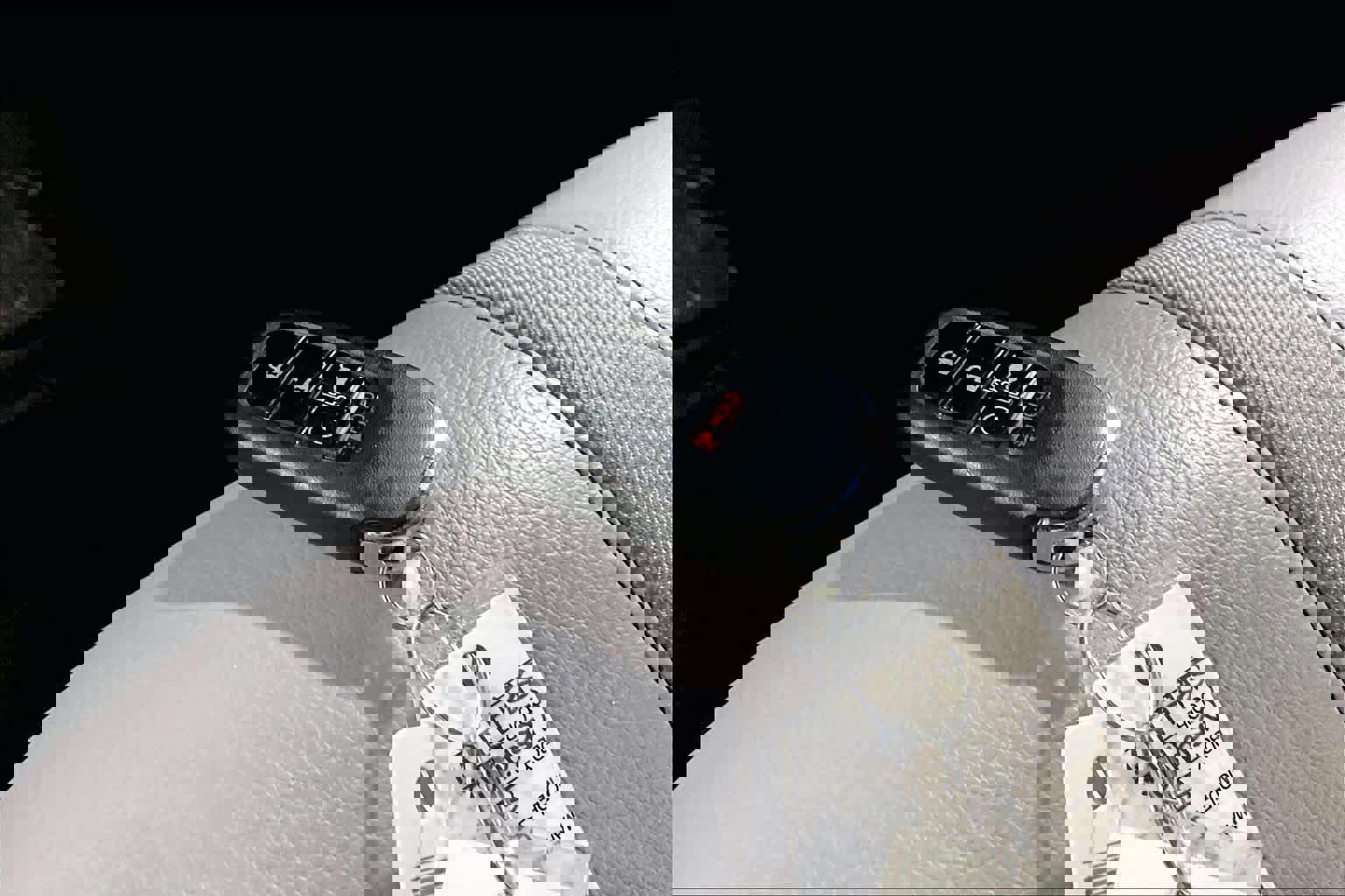 Used 2025 Honda Pilot EX-L image 15