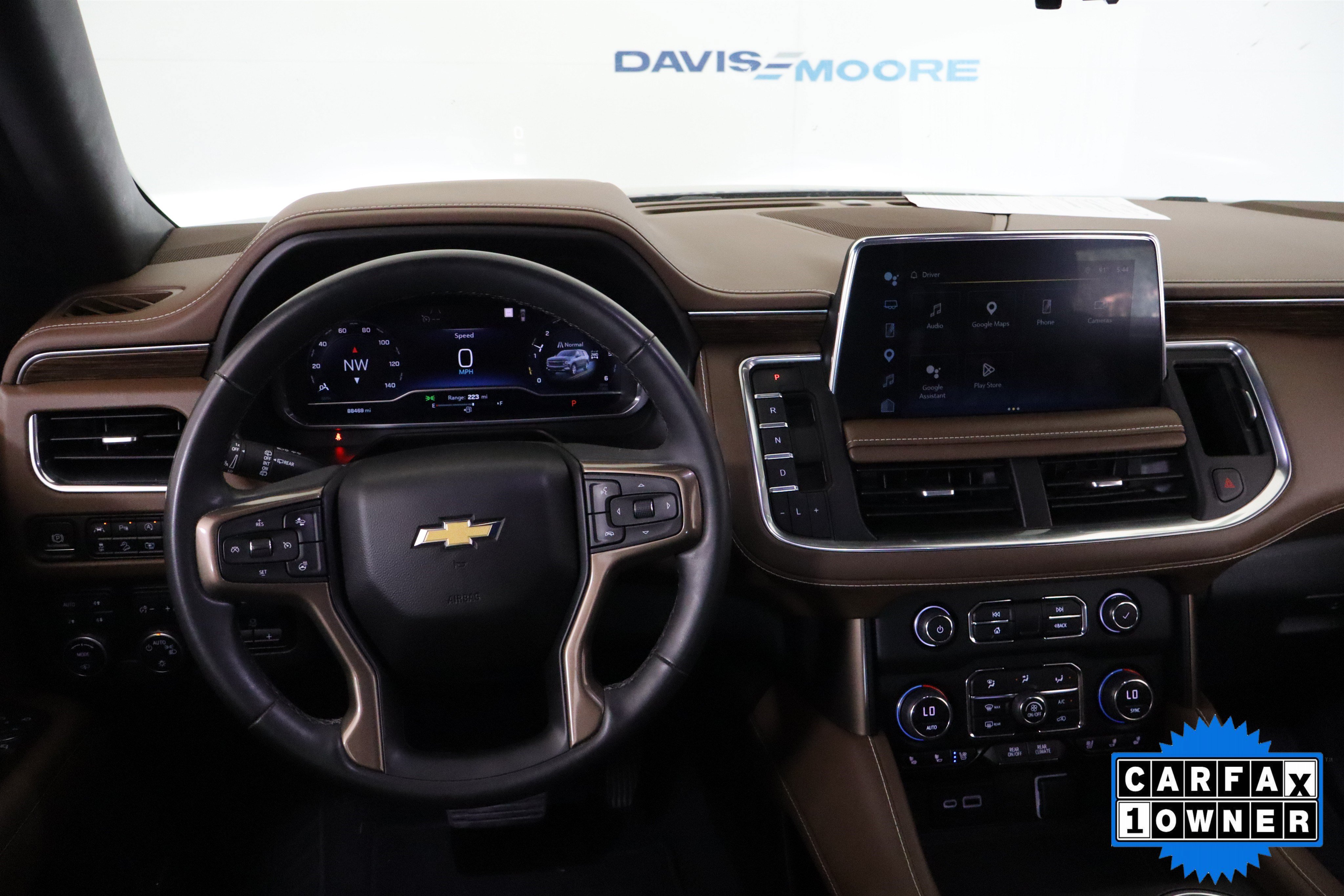 Used 2023 Chevrolet Tahoe High Country AWD/4WD image 17