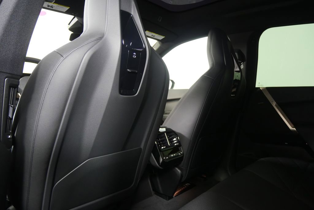 New 2026 BMW iX xDrive45 image 17