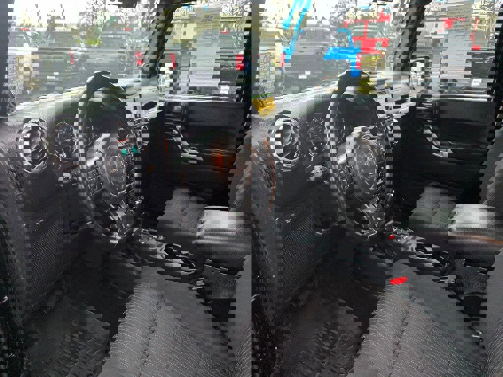 Used 2012 Jeep Wrangler Rubicon w/ Dual Top Group image 5