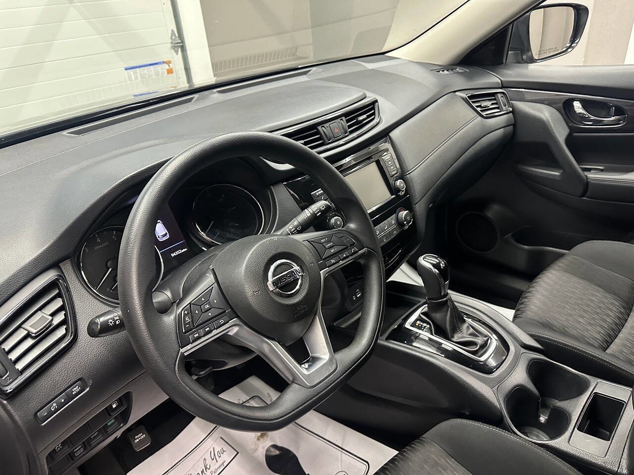 Used 2018 Nissan Rogue S image 18