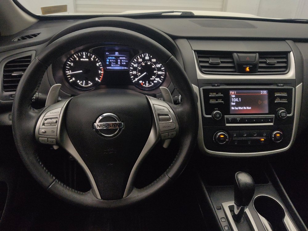Used 2017 Nissan Altima 2.5 SR FWD image 22