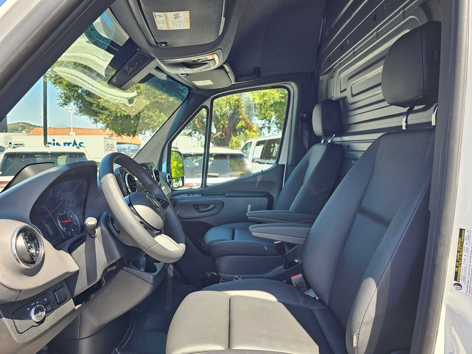 Used 2026 Mercedes-Benz Sprinter 2500 image 19