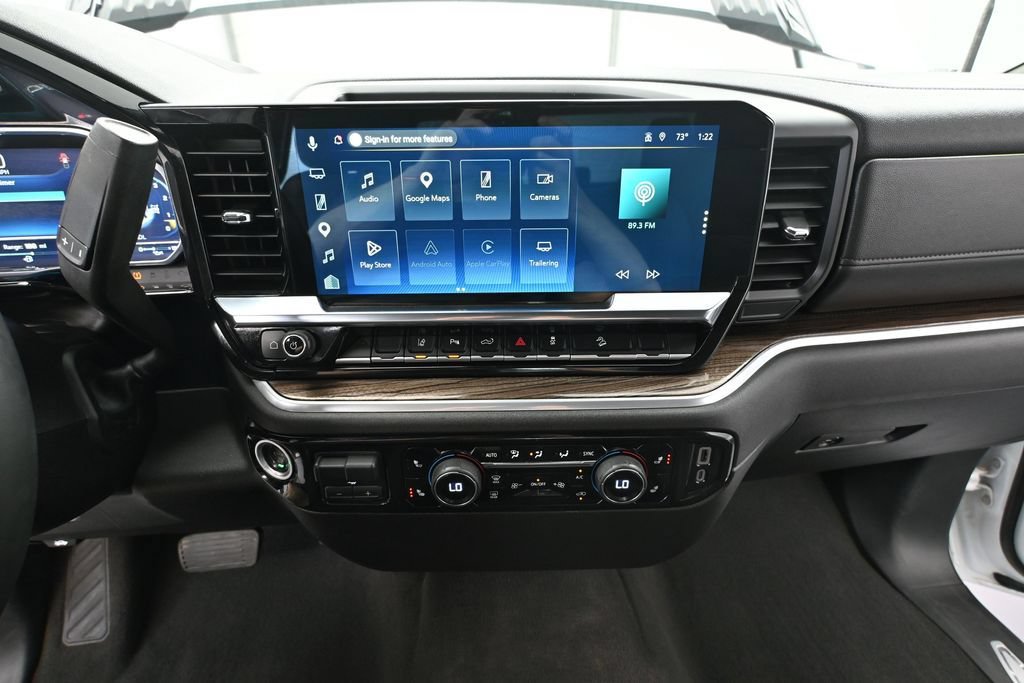 Used 2025 Chevrolet Silverado 3500 LT w/ Safety Package AWD/4WD image 36