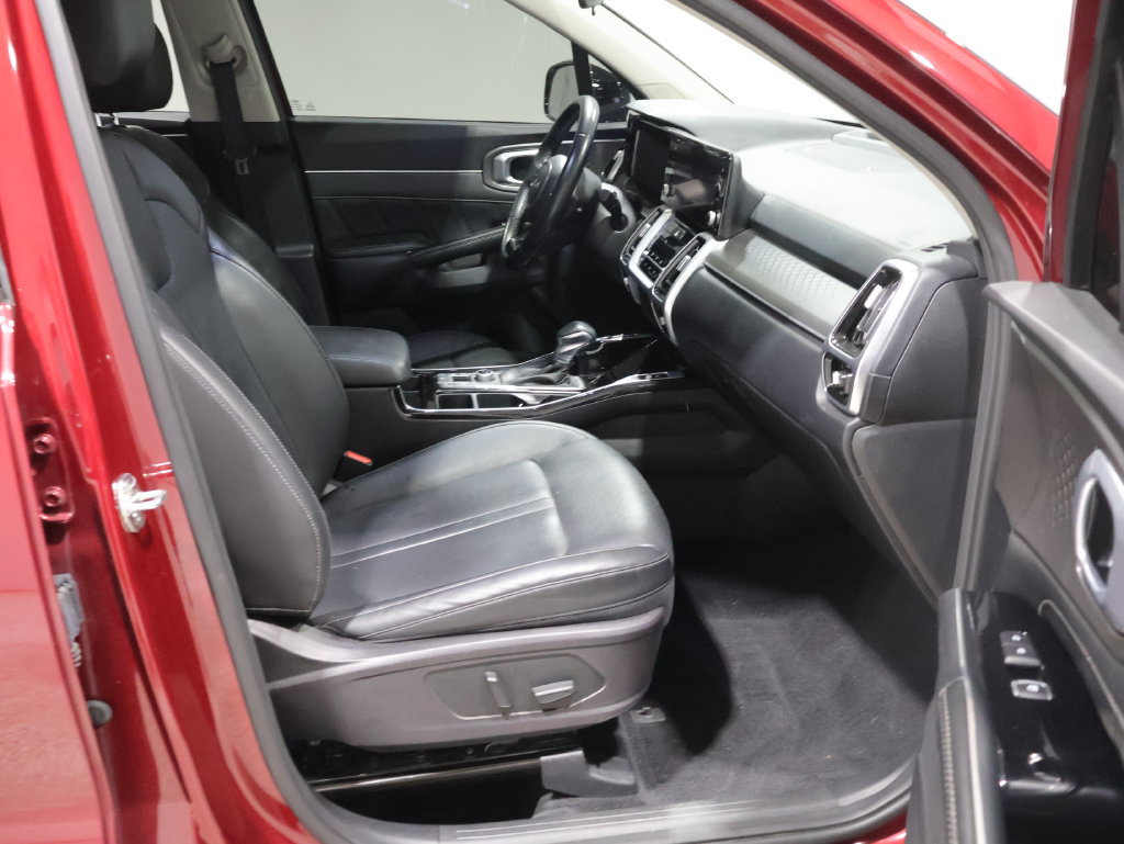 Used 2022 Kia Sorento SX AWD/4WD image 23