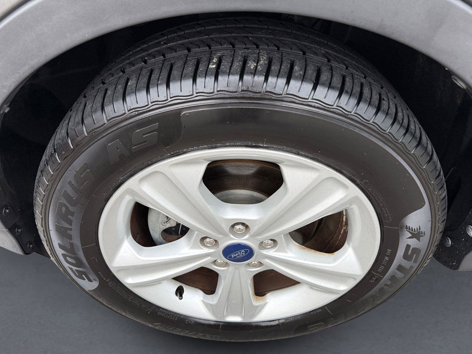 Used 2013 Ford Escape SE image 9