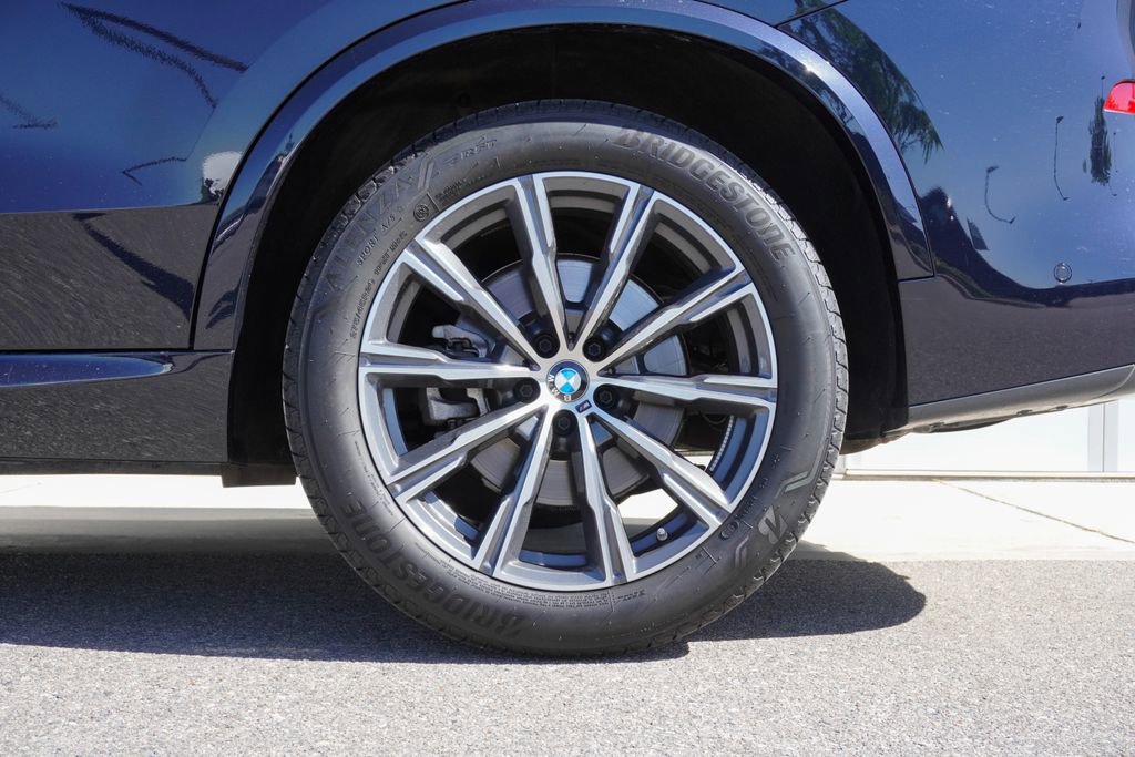 Used 2026 BMW X5 xDrive40i AWD/4WD image 33