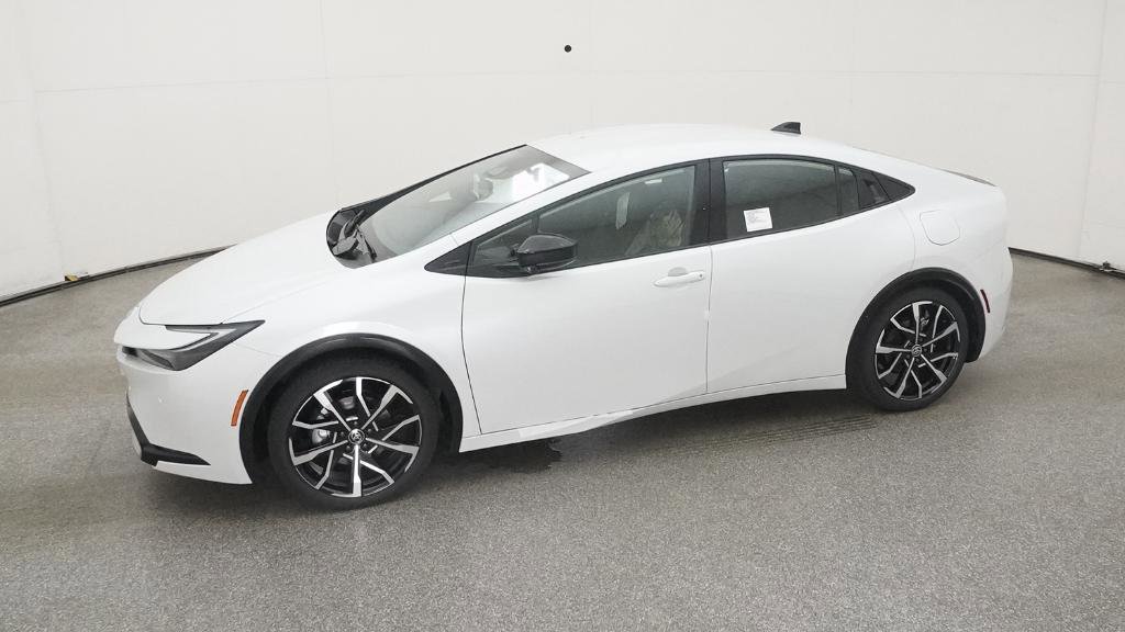 New 2026 Toyota Prius Plug-In Hybrid image 5