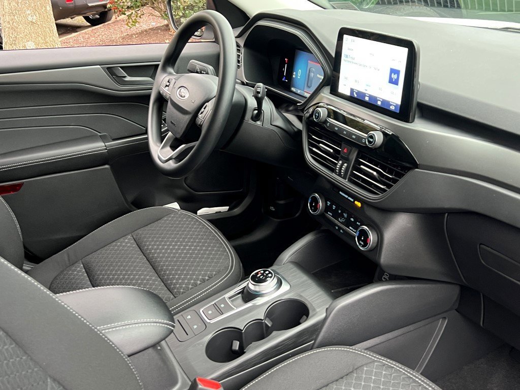 New 2026 Ford Escape Active AWD/4WD image 9