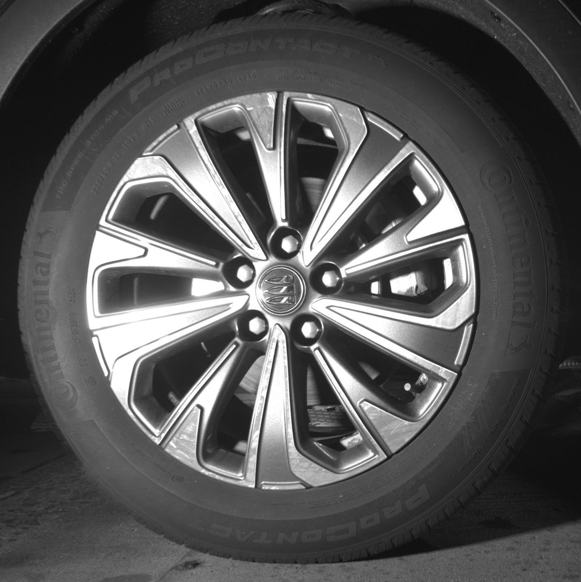 Used 2024 Buick Envision Preferred image 13