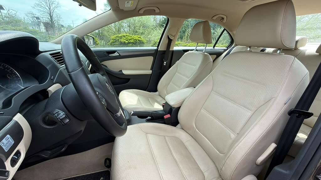 Used 2013 Volkswagen Jetta TDI image 13