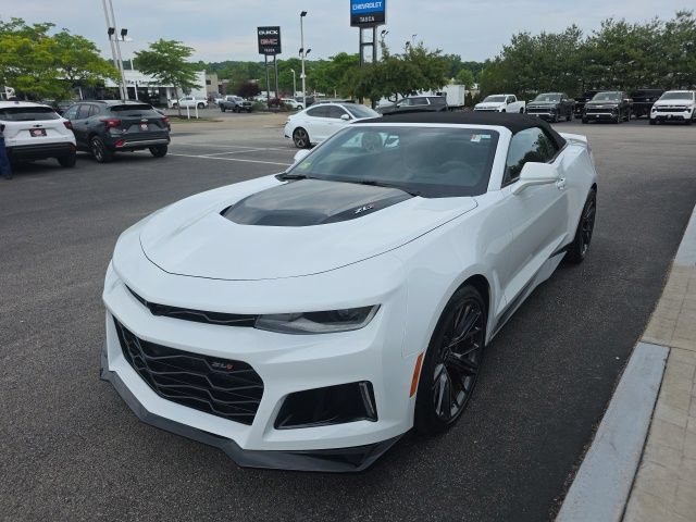 Used 2023 Chevrolet Camaro ZL1 RWD image 8